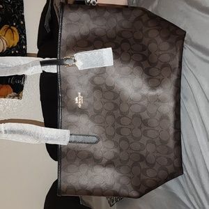 Coach hand bag New